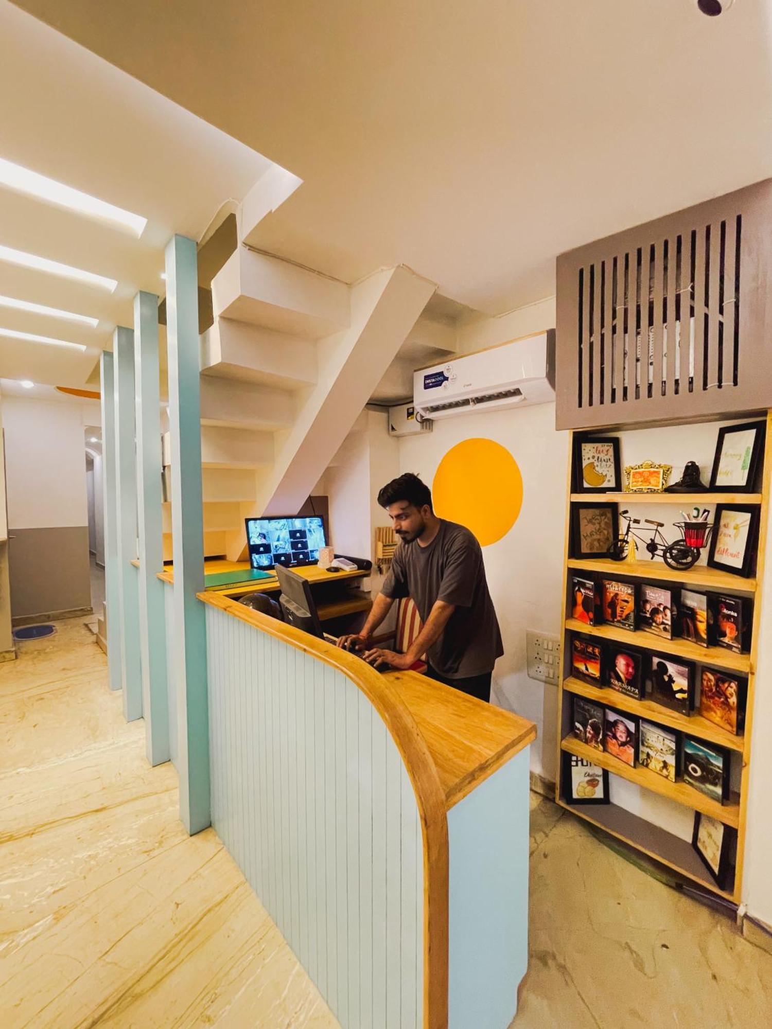 Joey'S By The Ganges Hostel Rishīkesh Екстериор снимка