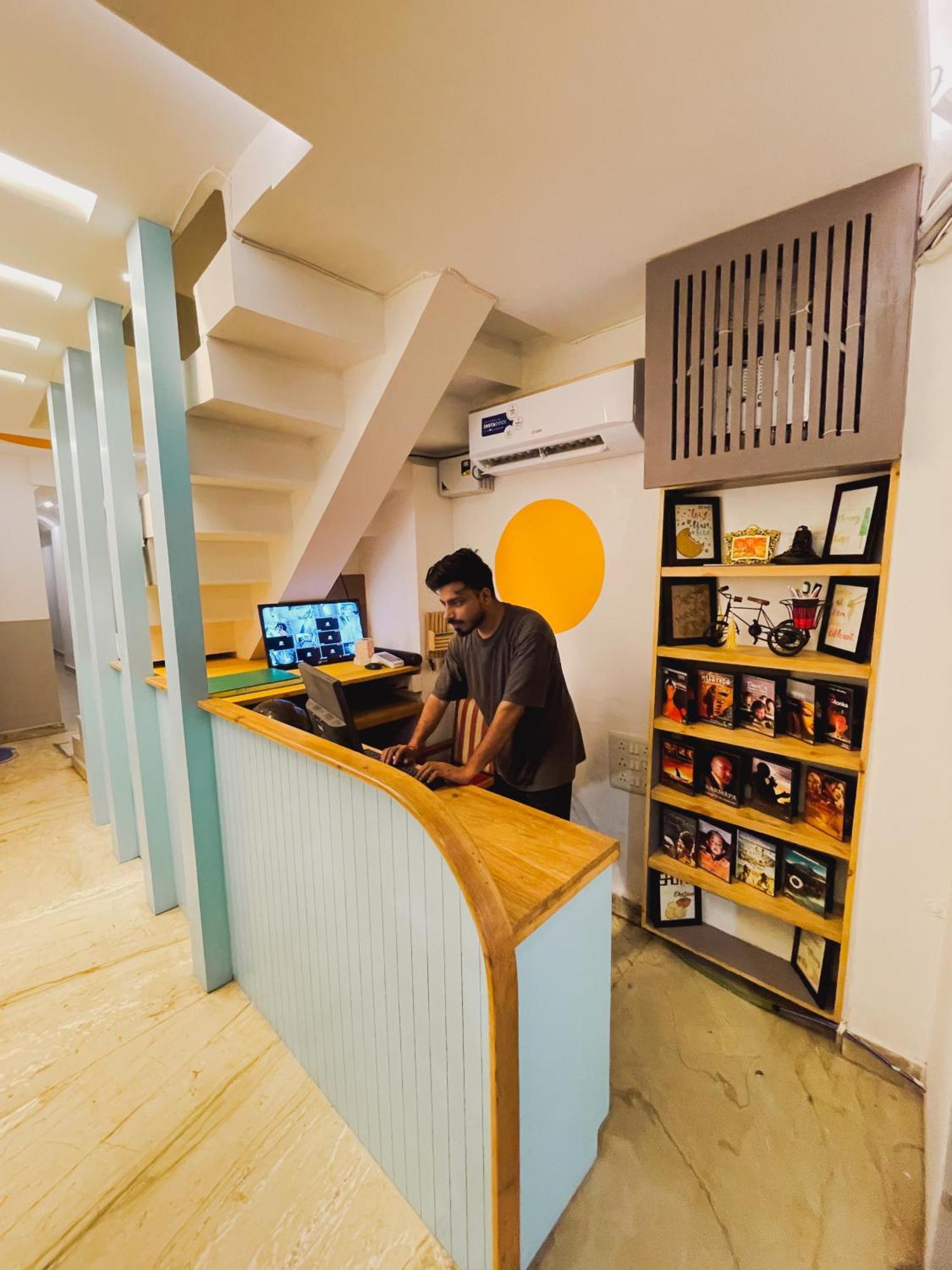 Joey'S By The Ganges Hostel Rishīkesh Екстериор снимка