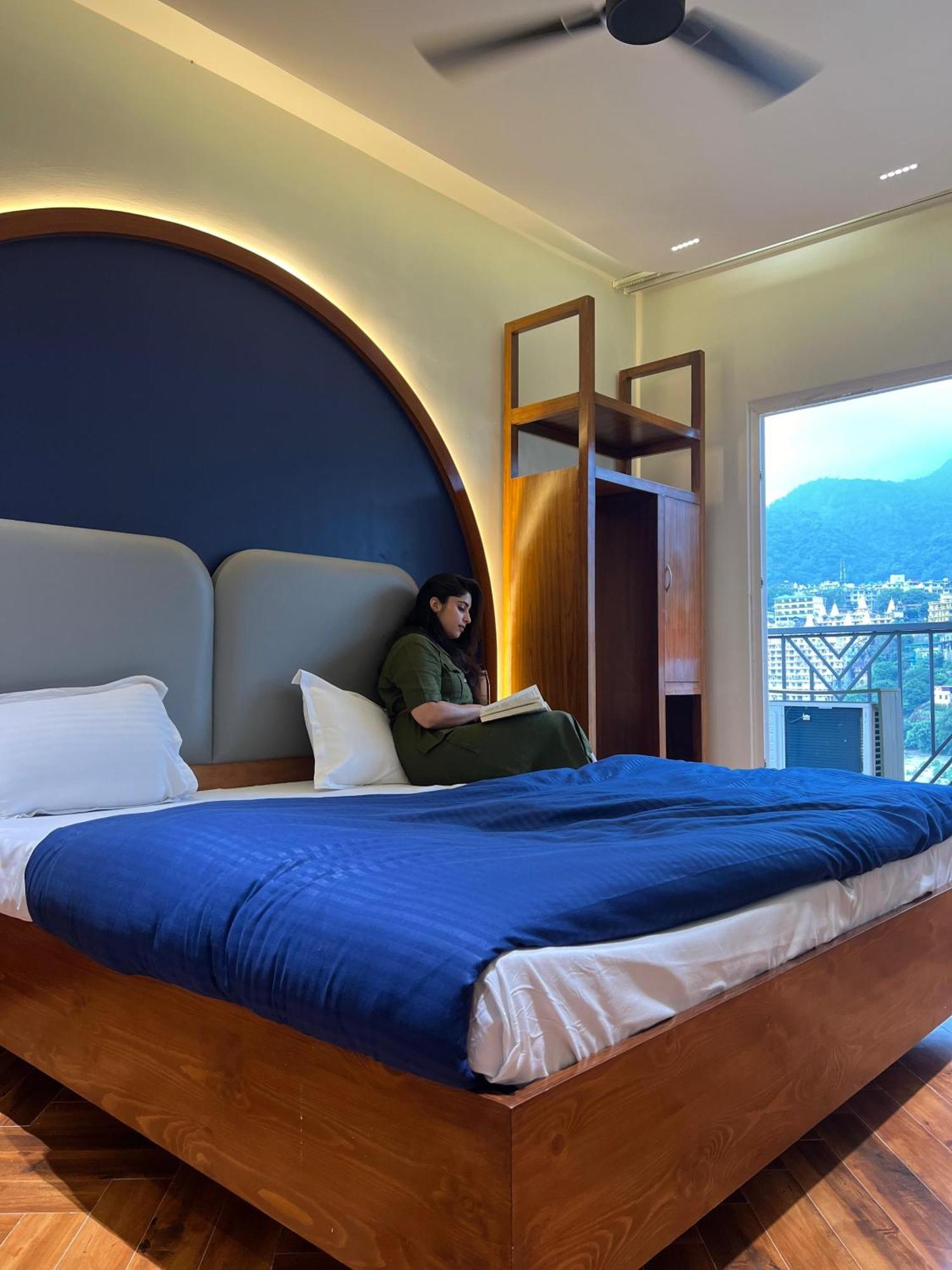 Joey'S By The Ganges Hostel Rishīkesh Екстериор снимка