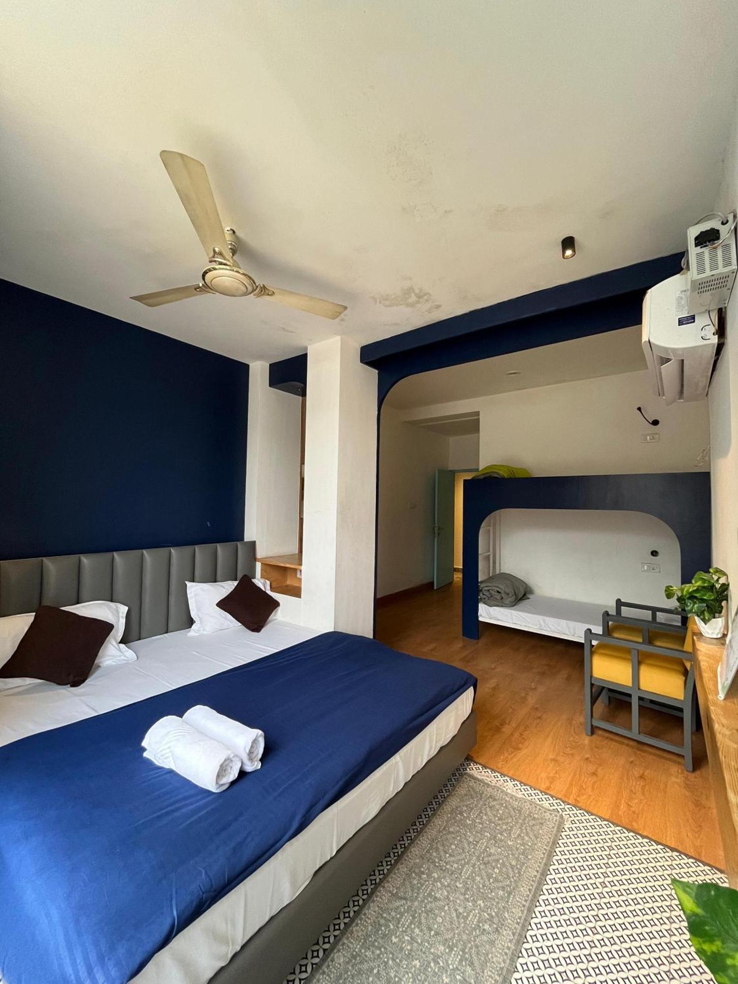 Joey'S By The Ganges Hostel Rishīkesh Екстериор снимка