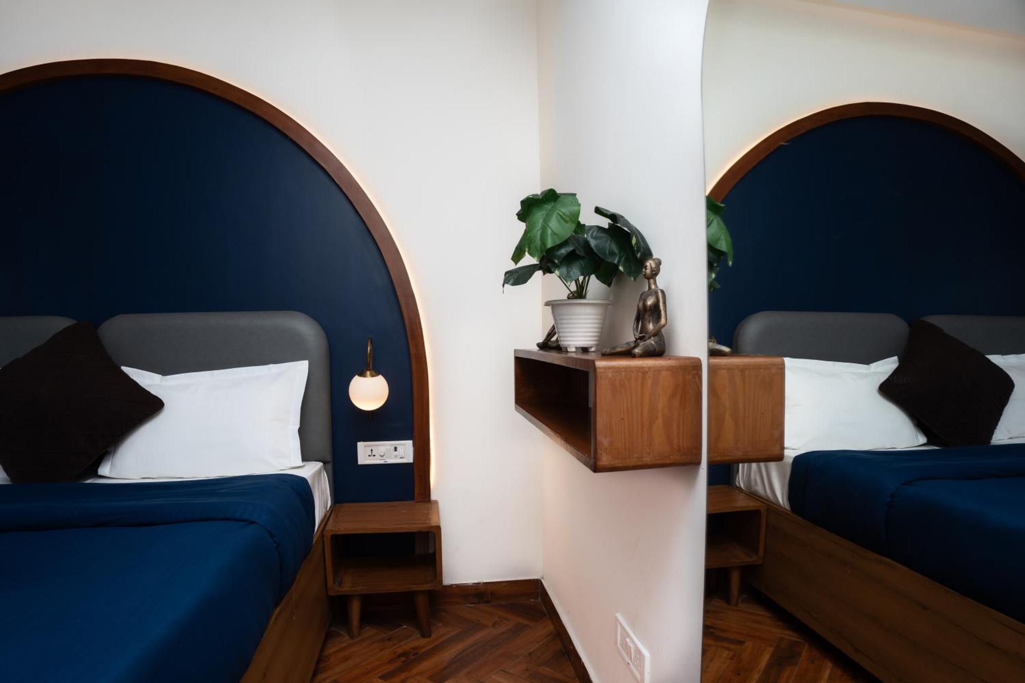 Joey'S By The Ganges Hostel Rishīkesh Екстериор снимка