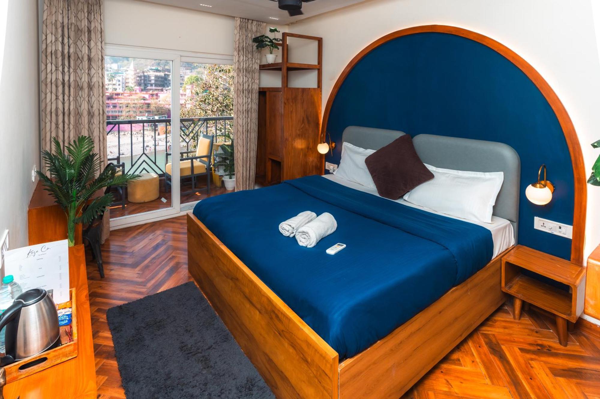 Joey'S By The Ganges Hostel Rishīkesh Екстериор снимка