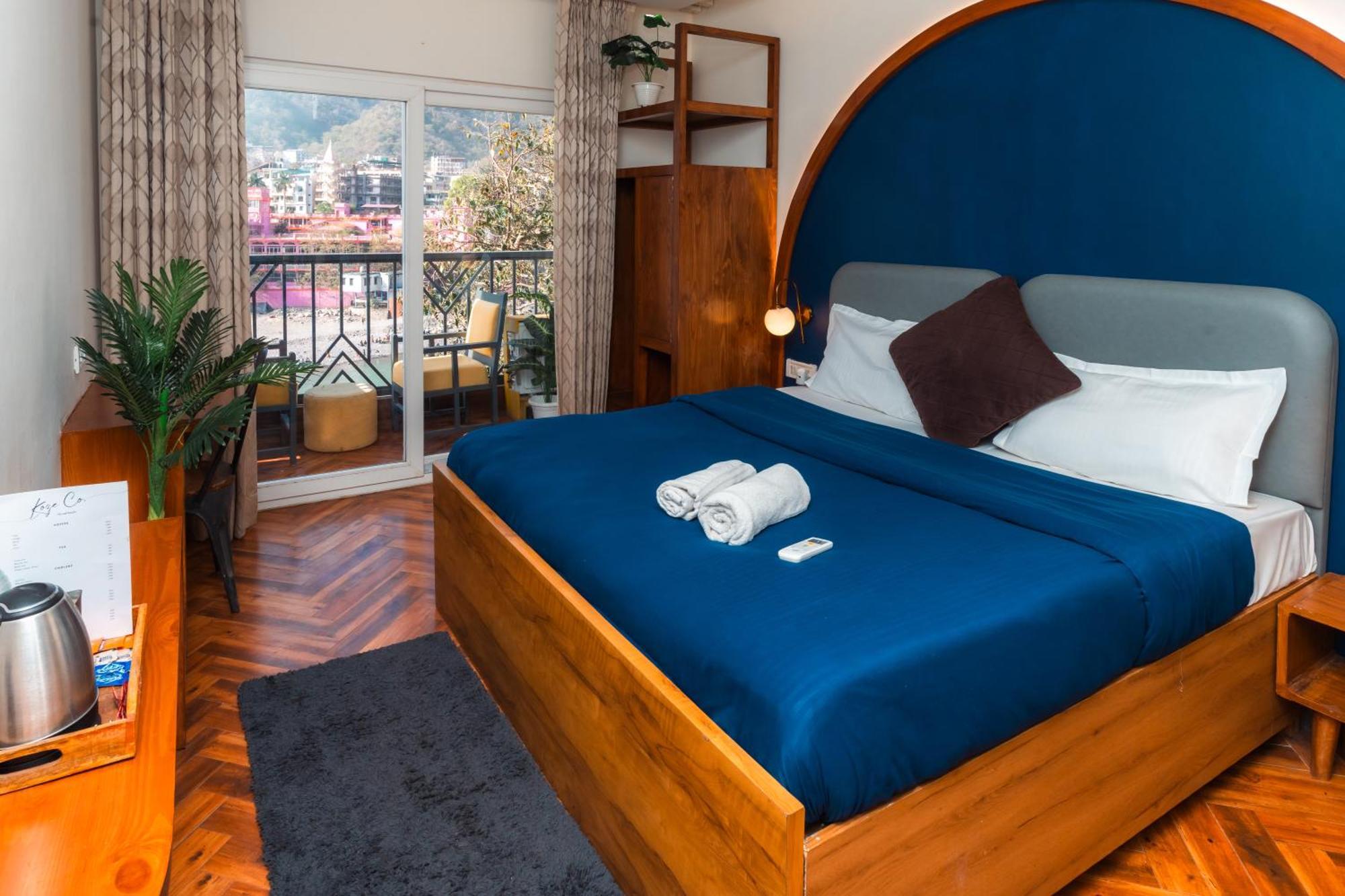 Joey'S By The Ganges Hostel Rishīkesh Екстериор снимка